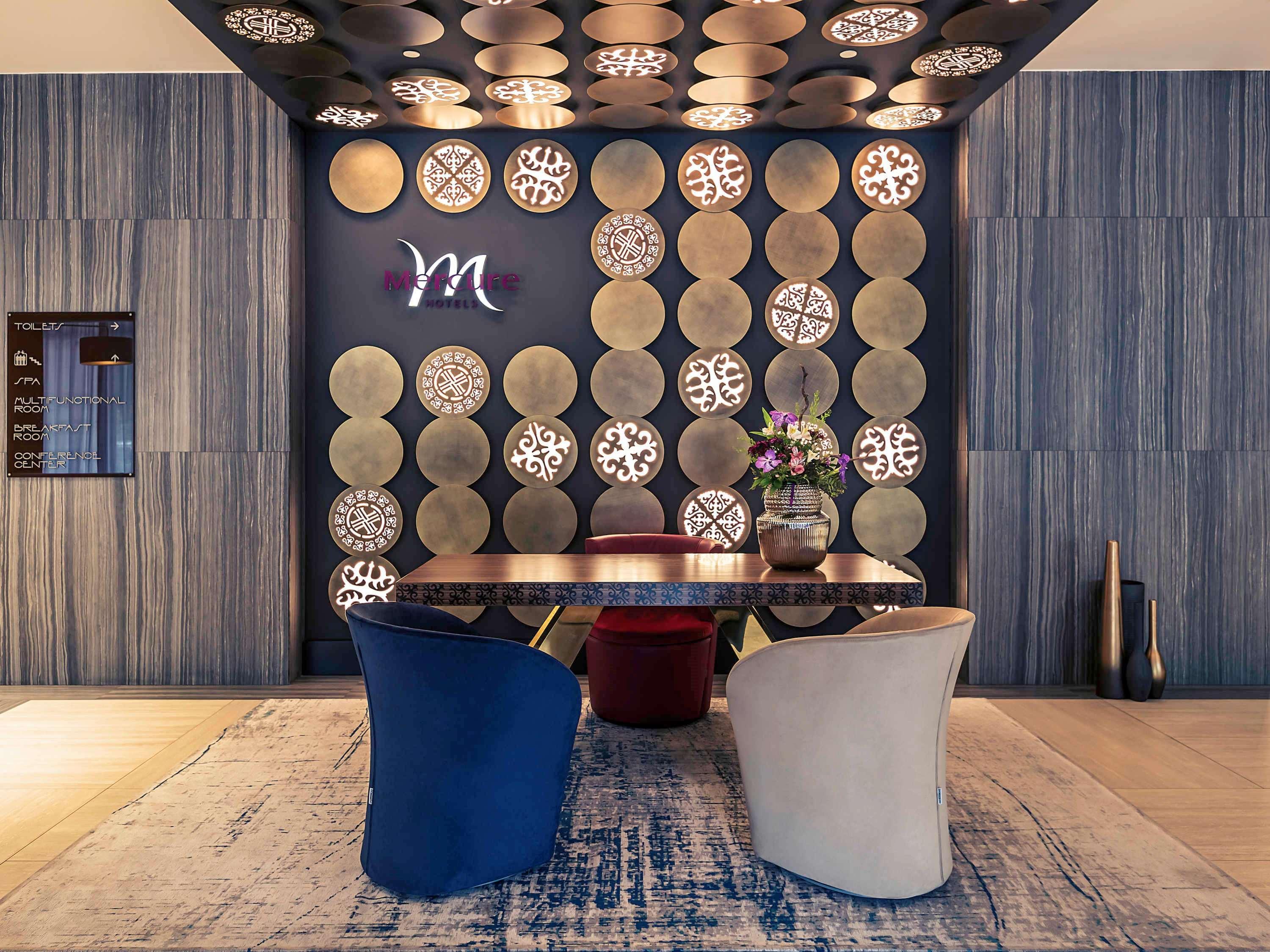 Mercure Almaty City Center Exterior foto
